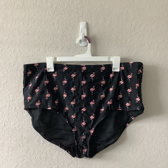 Flamingo Bandeau tankini - Picture 7 of 8